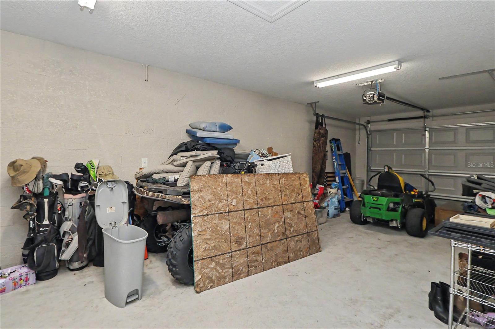 OCALA HIGHLANDS ESTATES - Residential