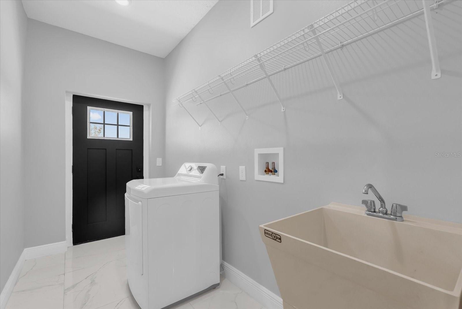 ACERAGE - Residential