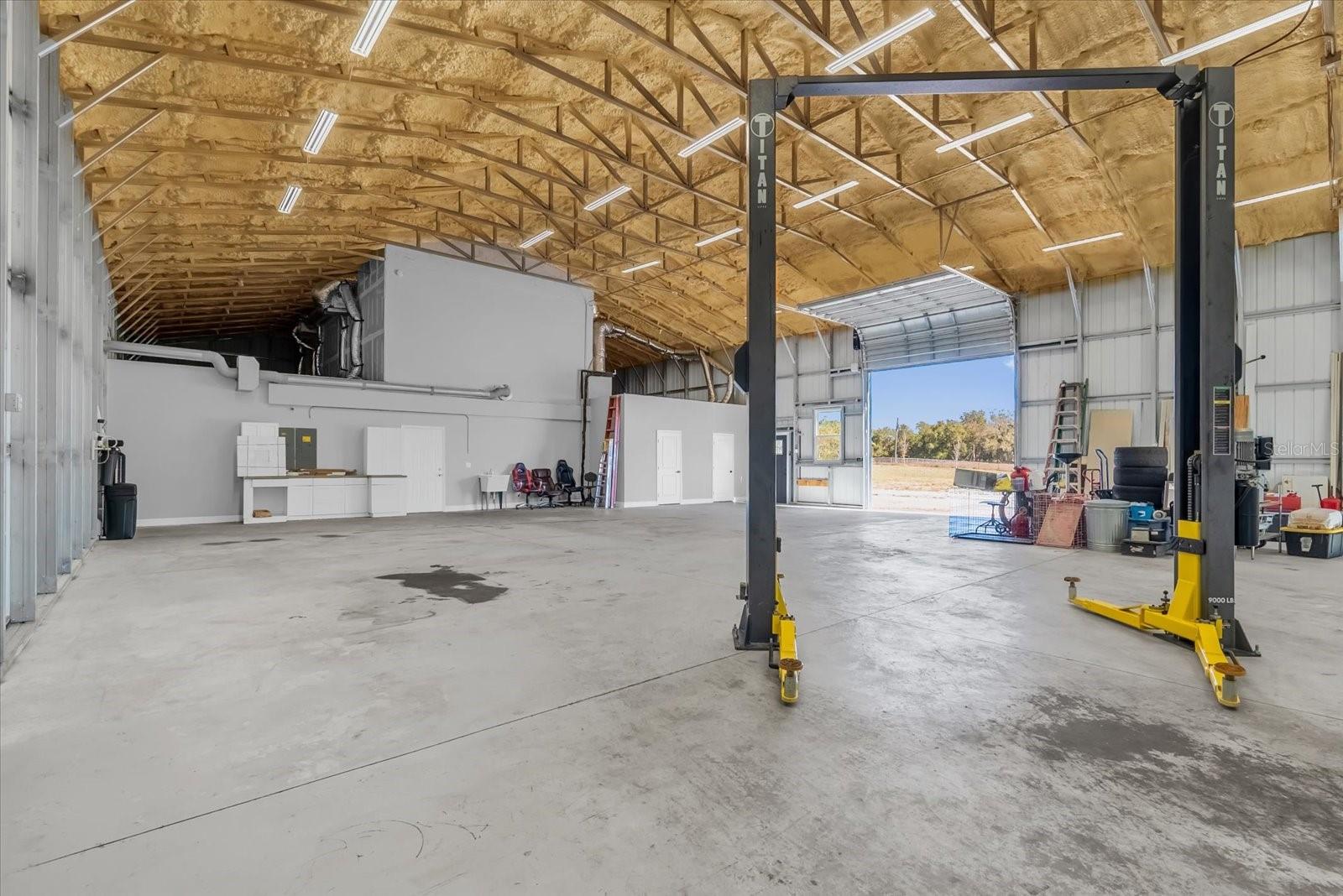 ACERAGE - Residential