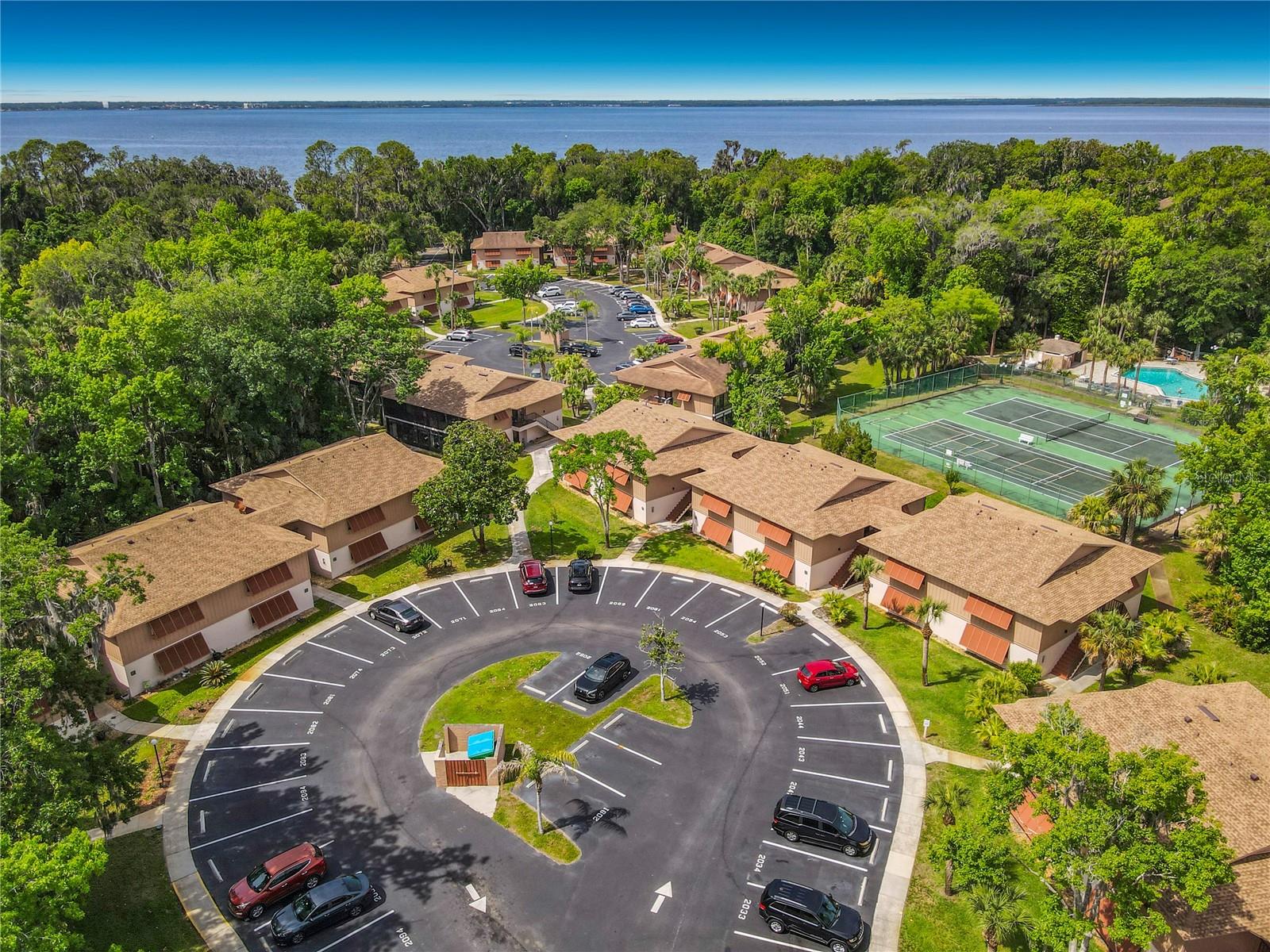EDGEWATER CONDO APTS - Residential