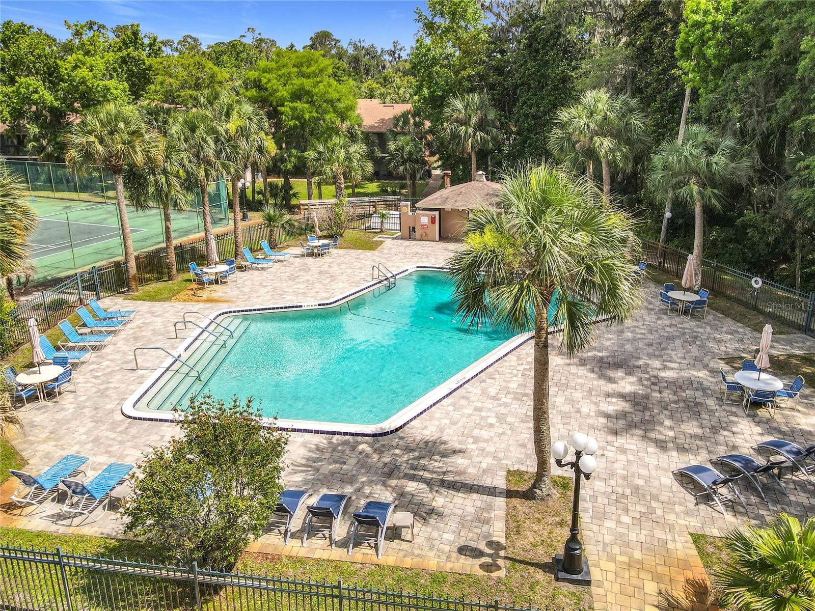 EDGEWATER CONDO APTS - Residential