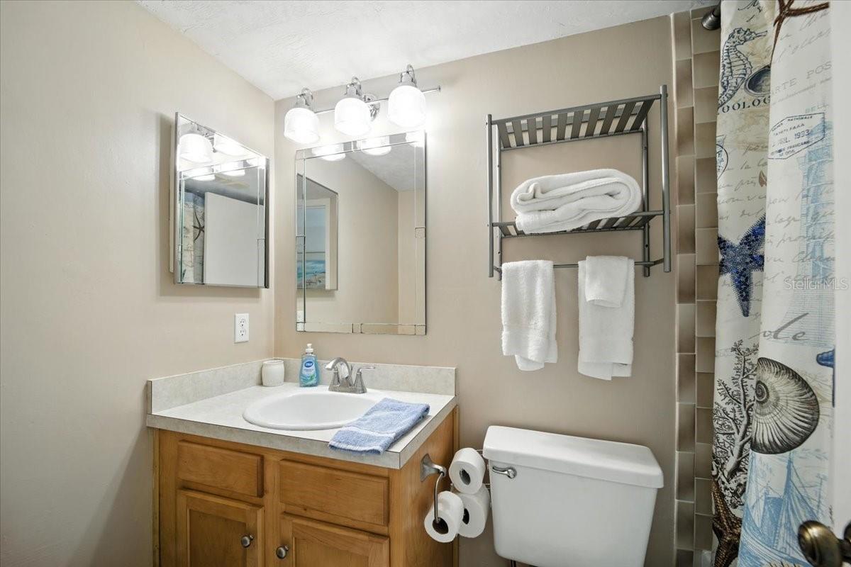 OCEAN VIEW MANOR CONDO - Residential