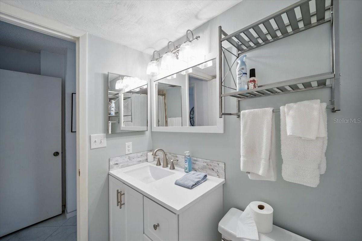 OCEAN VIEW MANOR CONDO - Residential