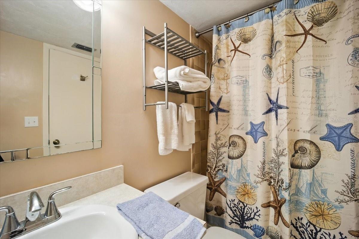 OCEAN VIEW MANOR CONDO - Residential