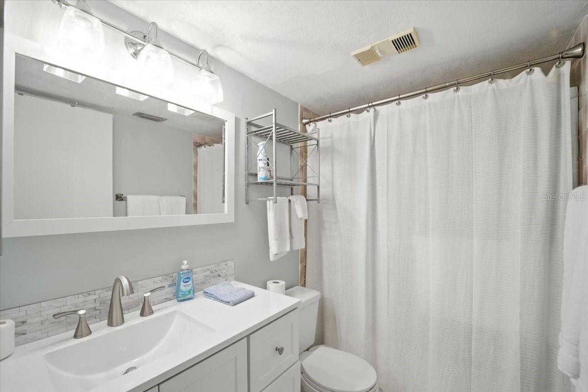 OCEAN VIEW MANOR CONDO - Residential