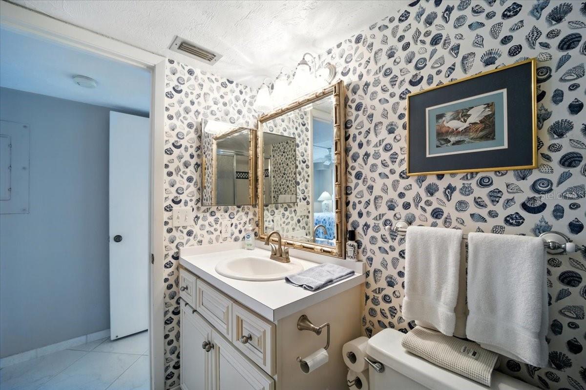 OCEAN VIEW MANOR CONDO - Residential