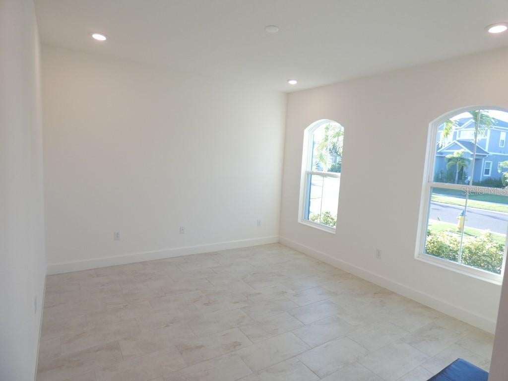958 SIGNET DRIVE, APOLLO BEACH, FL, 33572 3 958 SIGNET DRIVE