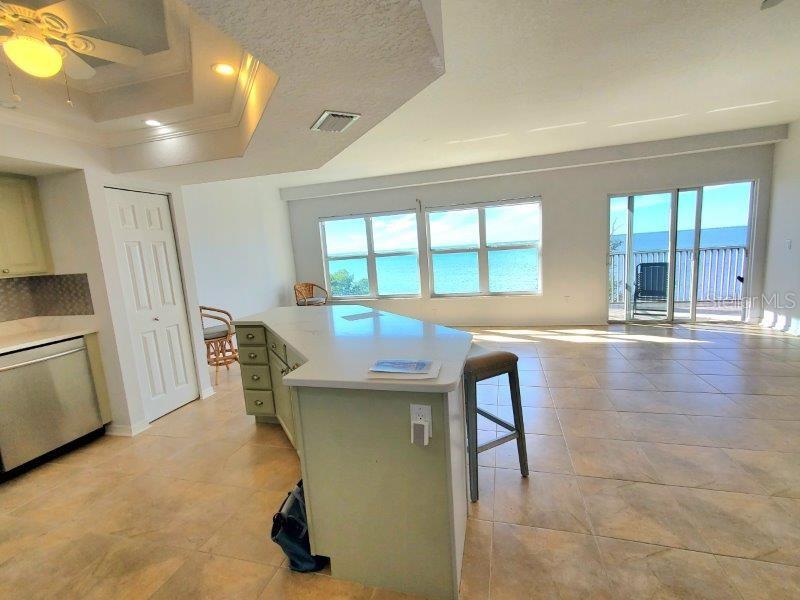 POINTS WEST PH 01 BLDG 01 - Residential Lease