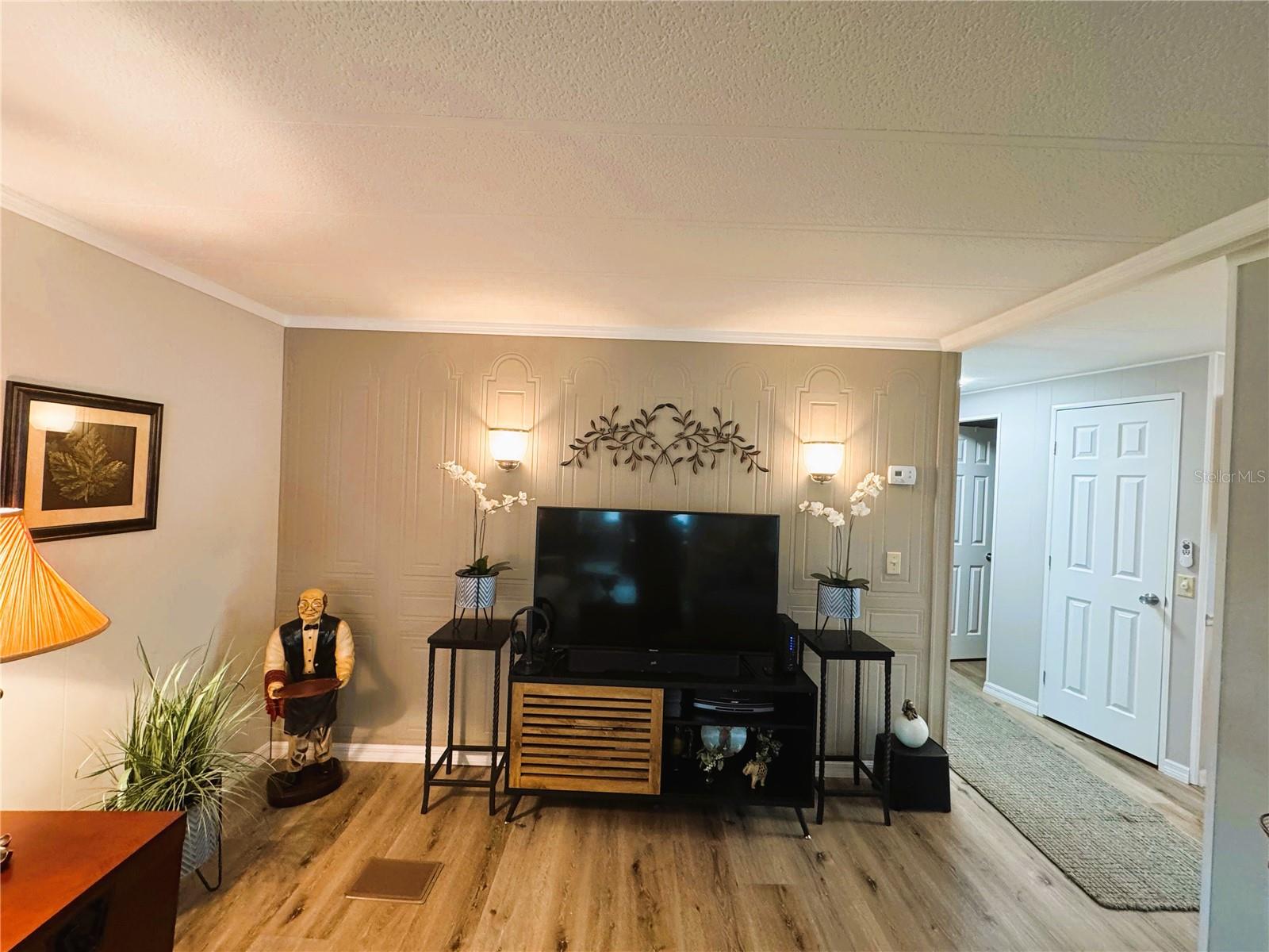 HAWTHORNE AT LEESBURG A COOP - Residential