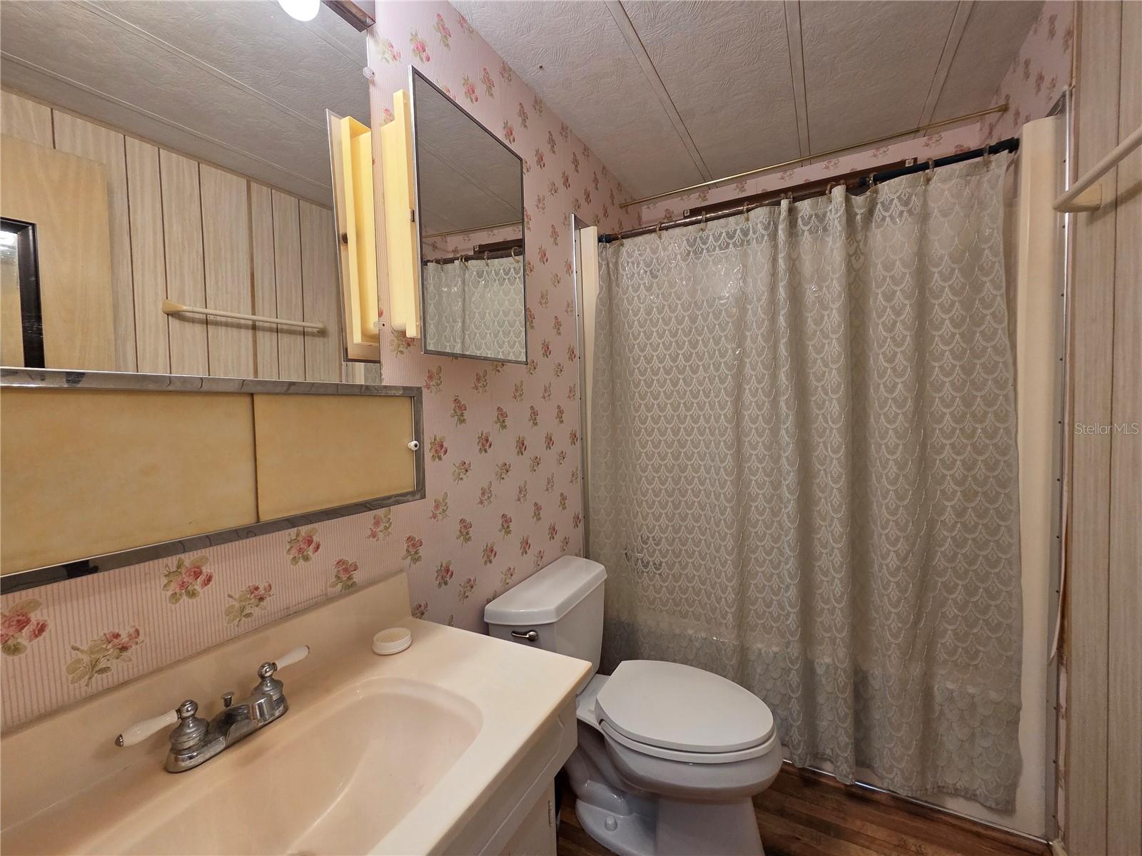 LAKE RICH VILLAGE MOBILE HOME PARK UNREC - Residential