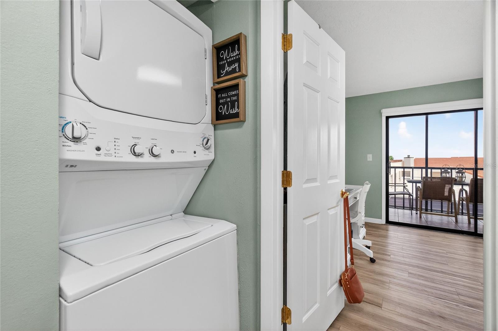 EMERALD POINTE PH 06 BLDG F - Residential