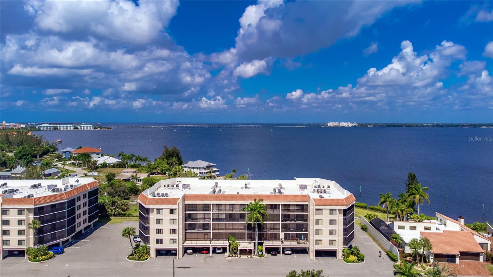 EMERALD POINTE PH 06 BLDG F - Residential