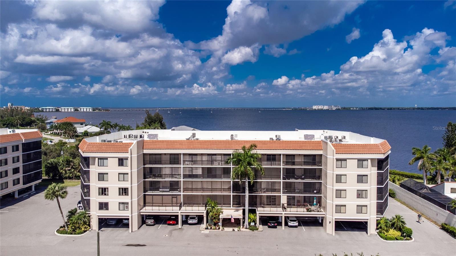 EMERALD POINTE PH 06 BLDG F - Residential