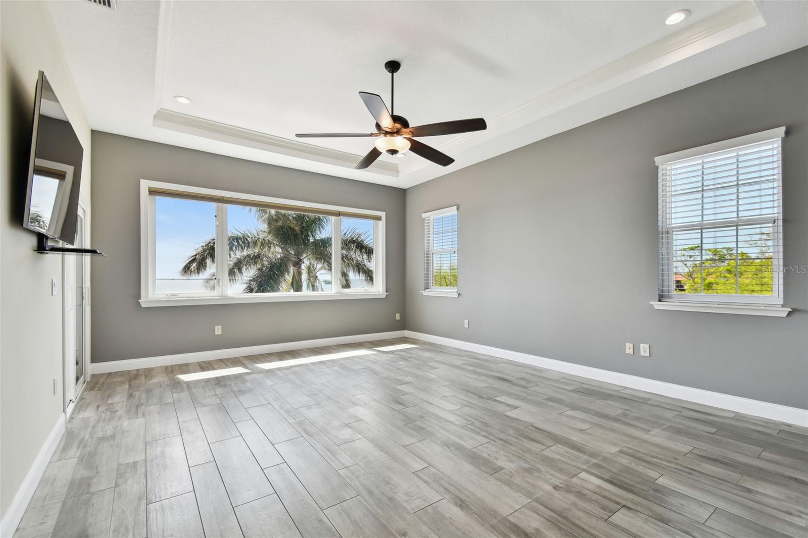 BAYWOOD VILLAGE - Residential