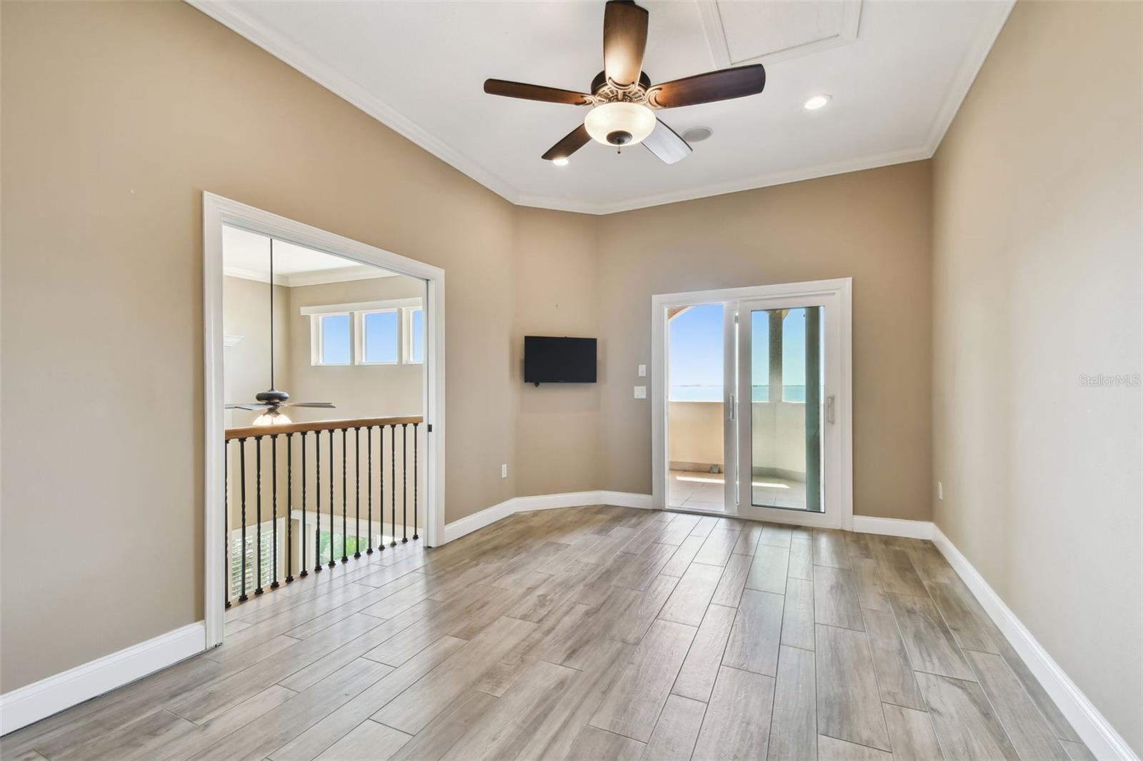 BAYWOOD VILLAGE - Residential
