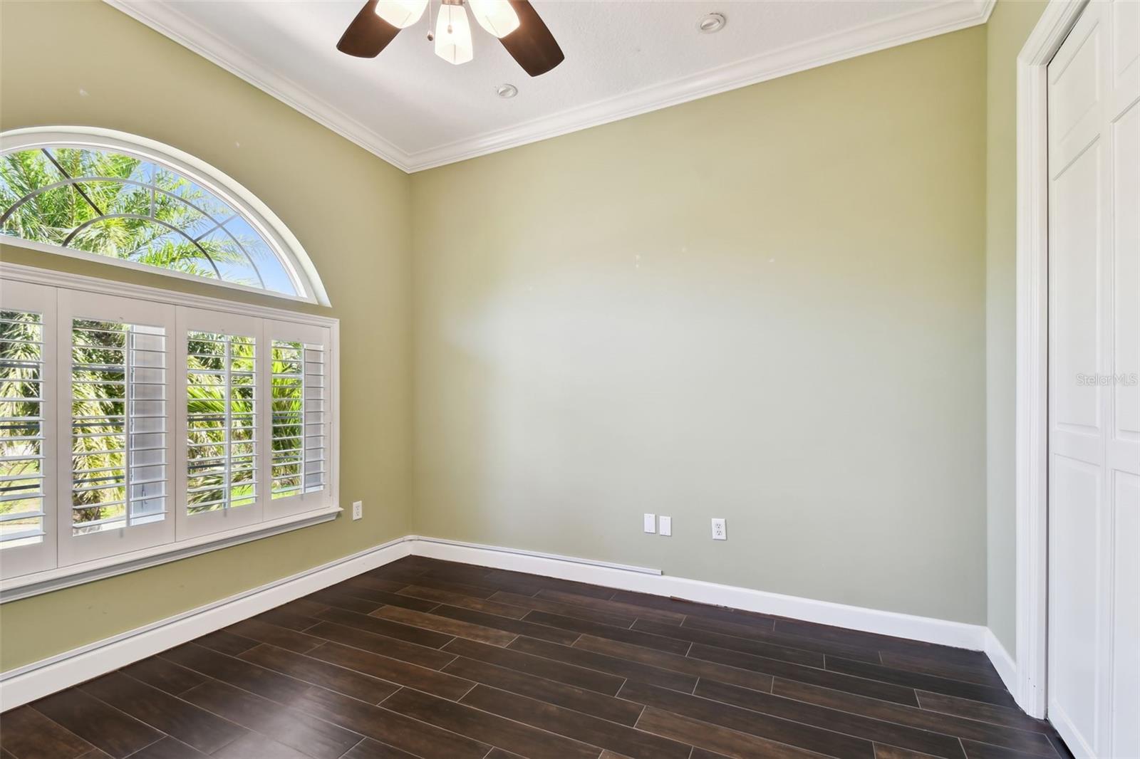 BAYWOOD VILLAGE - Residential