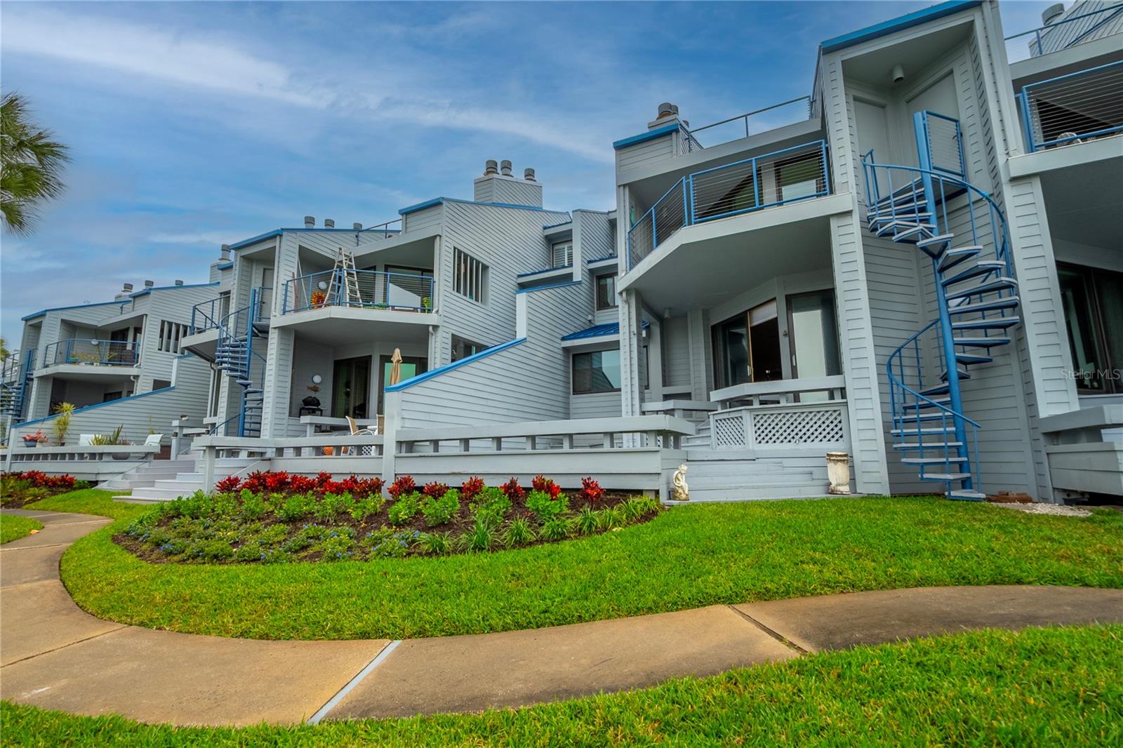 PORT TIERRA CONDO - Residential