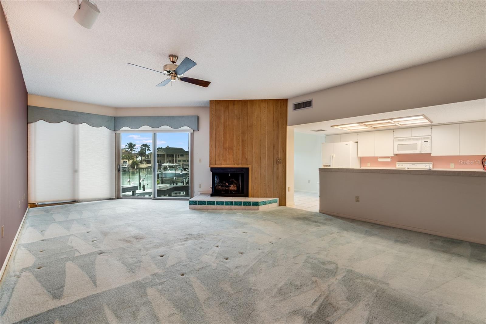 PORT TIERRA CONDO - Residential