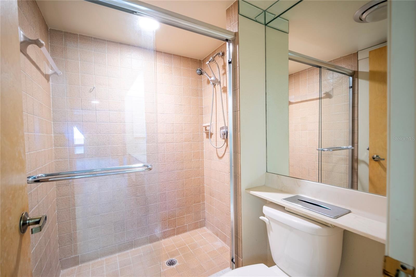 PORT TIERRA CONDO - Residential