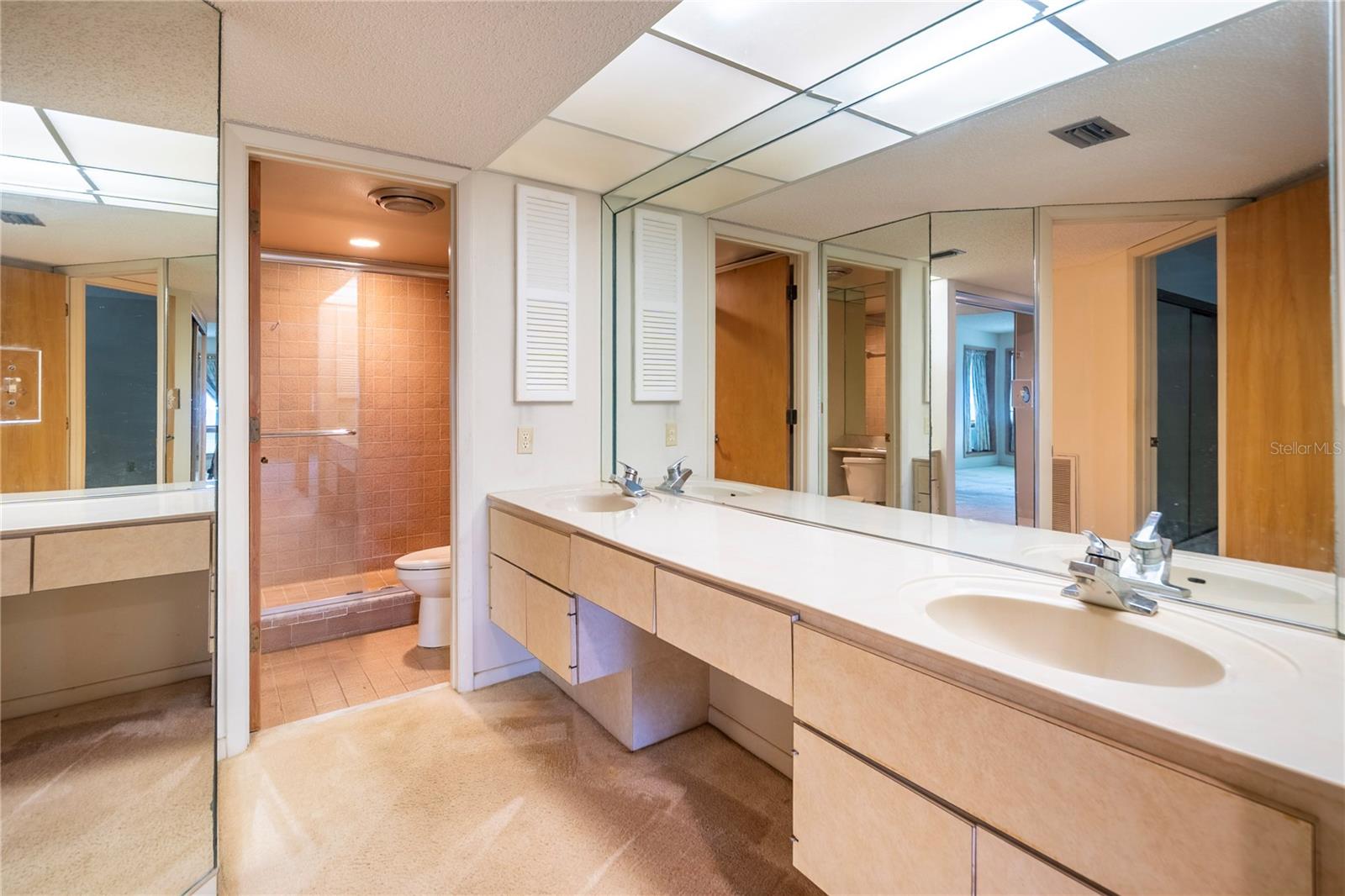 PORT TIERRA CONDO - Residential