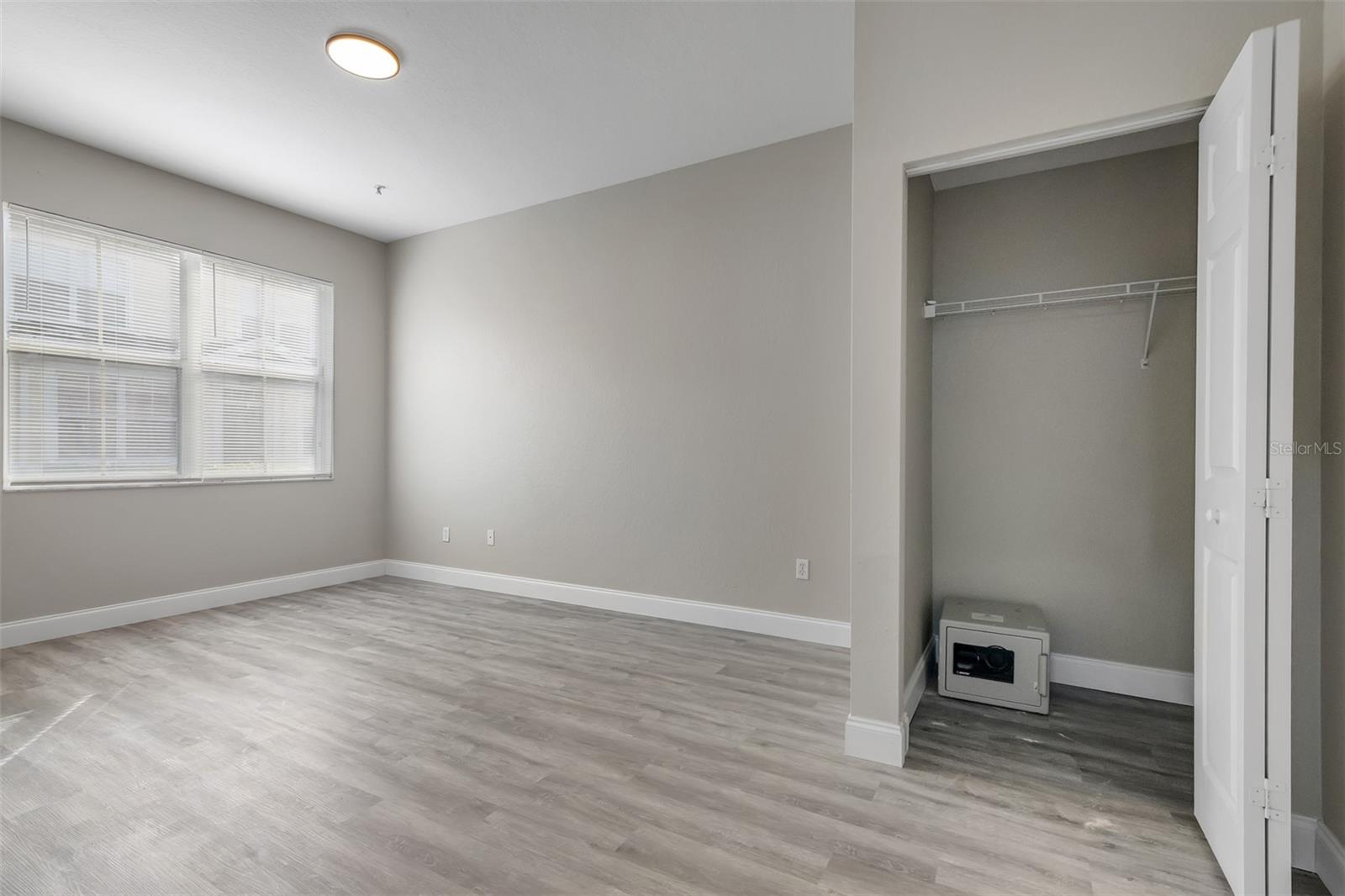 VENETIAN BAY VILLAGE PH 01 - Residential Lease