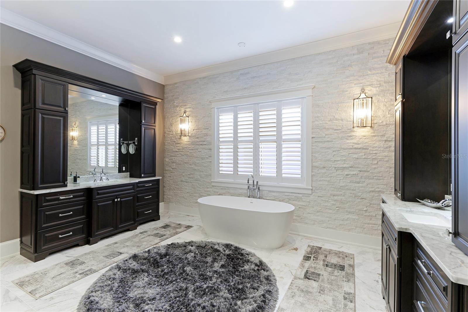 KEY ROYALE 1ST ADD - Residential