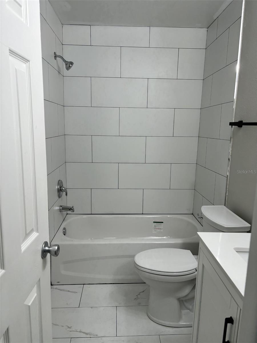 COPPERFIELD TWNHMS - Residential Lease