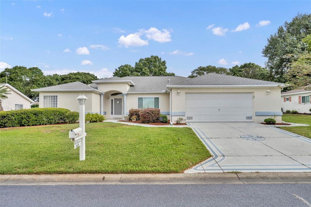 Photo of 9025 SE 136th Loop, Summerfield, FL 34491 (MLS # G5102970)