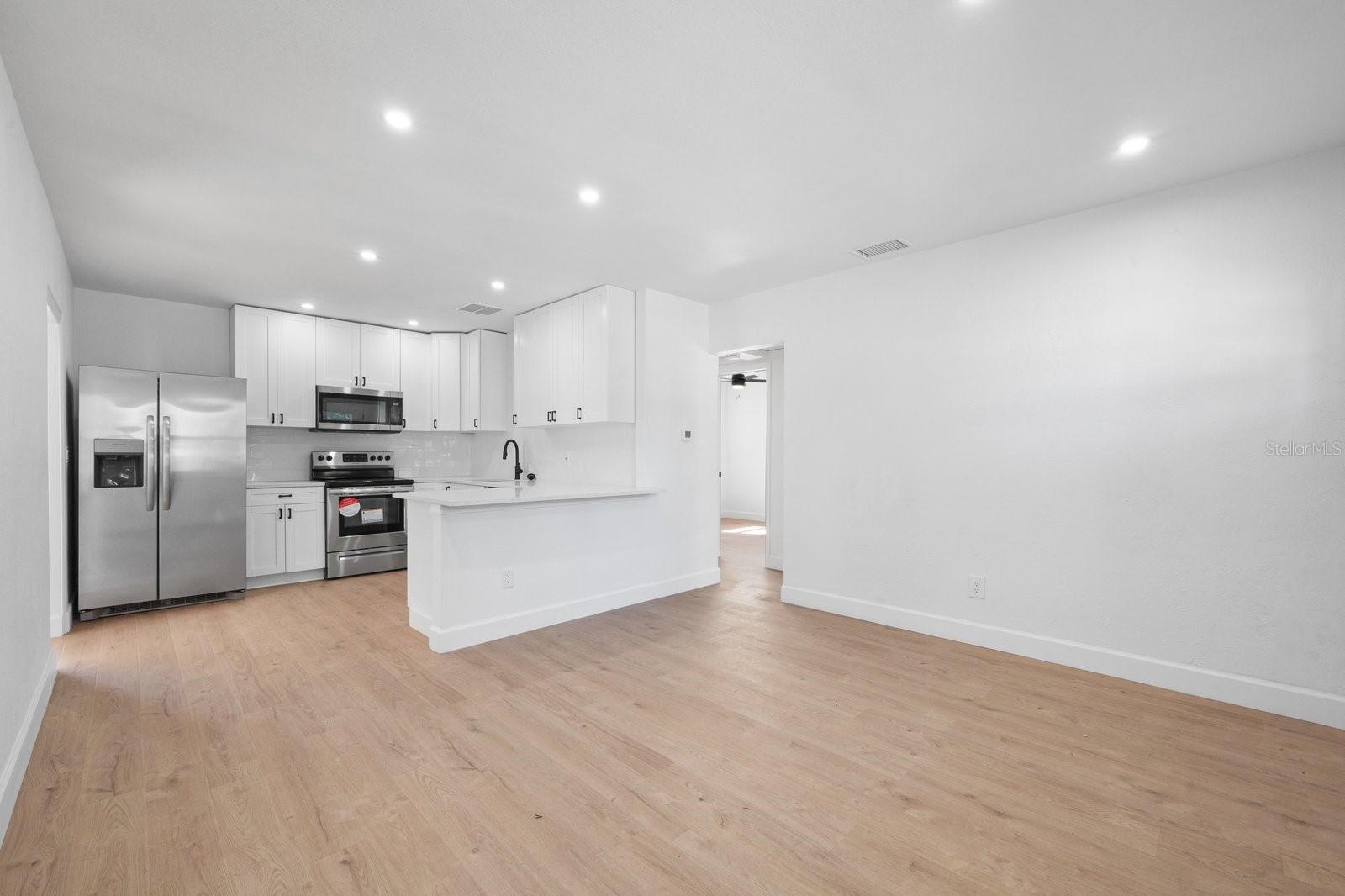 COLONIAL PARKS REP - Residential