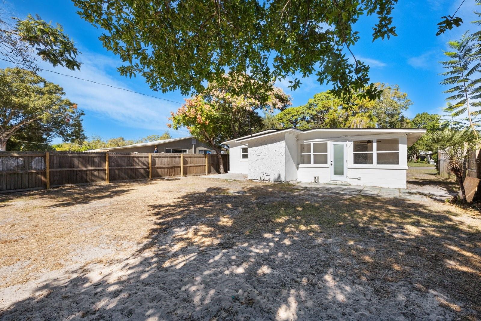 COLONIAL PARKS REP - Residential