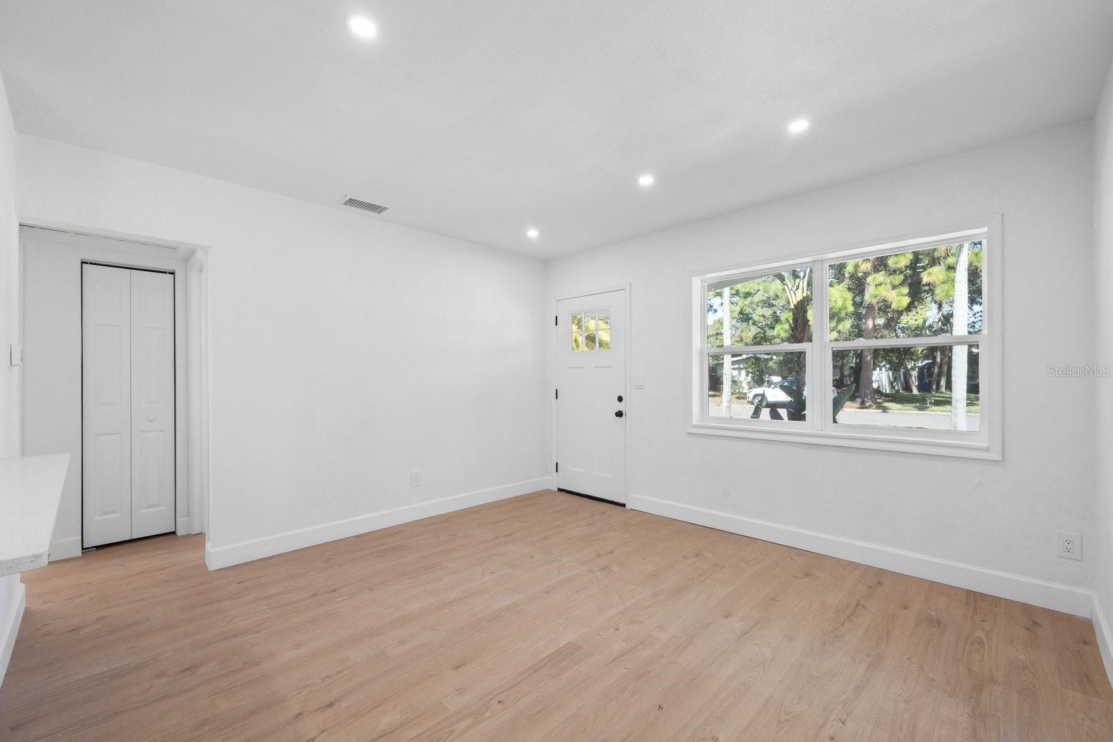 COLONIAL PARKS REP - Residential