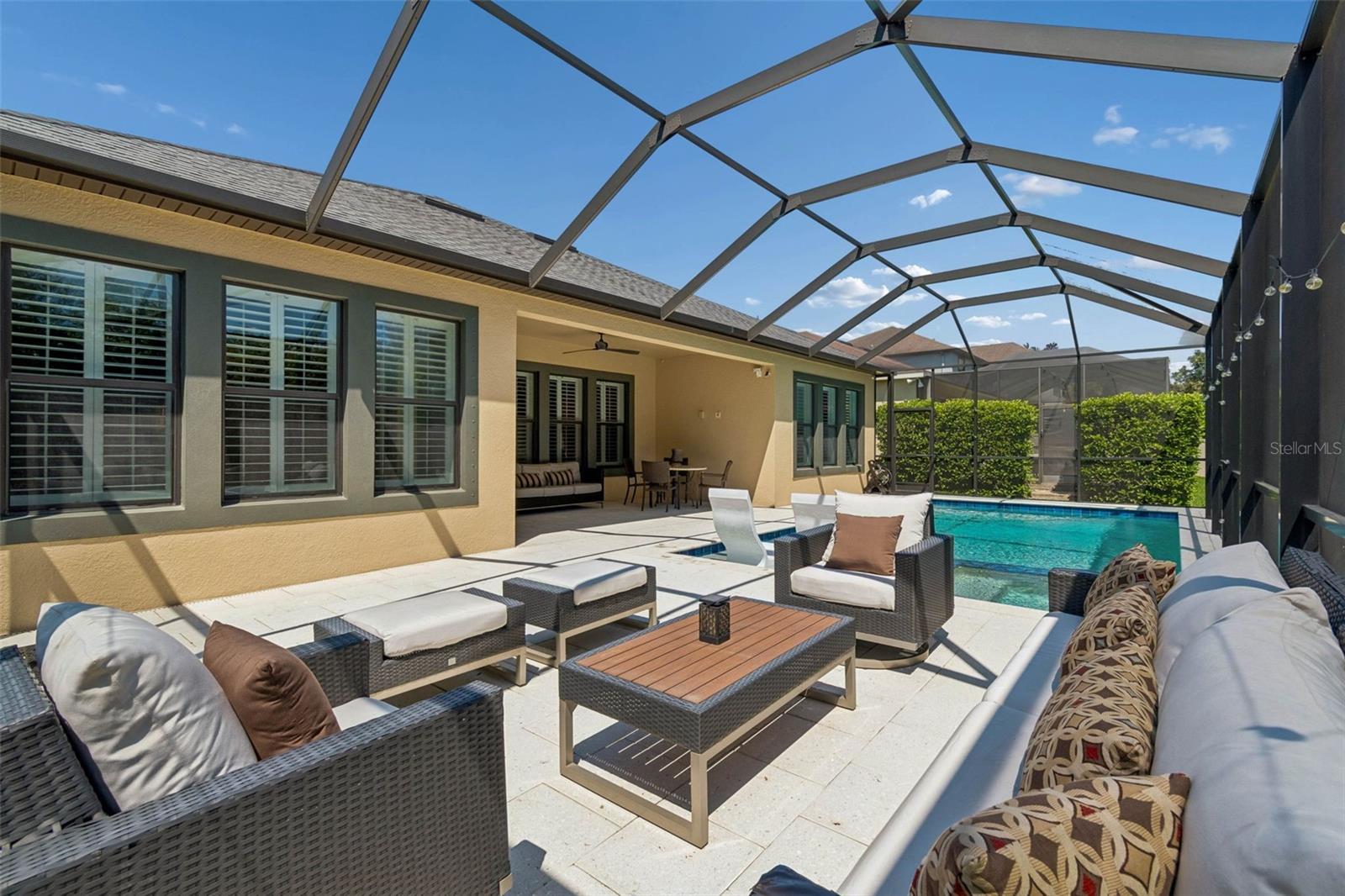 RETREAT AT CARROLLWOOD - Residential