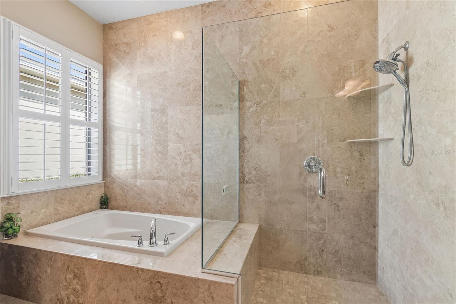 RETREAT AT CARROLLWOOD - Residential