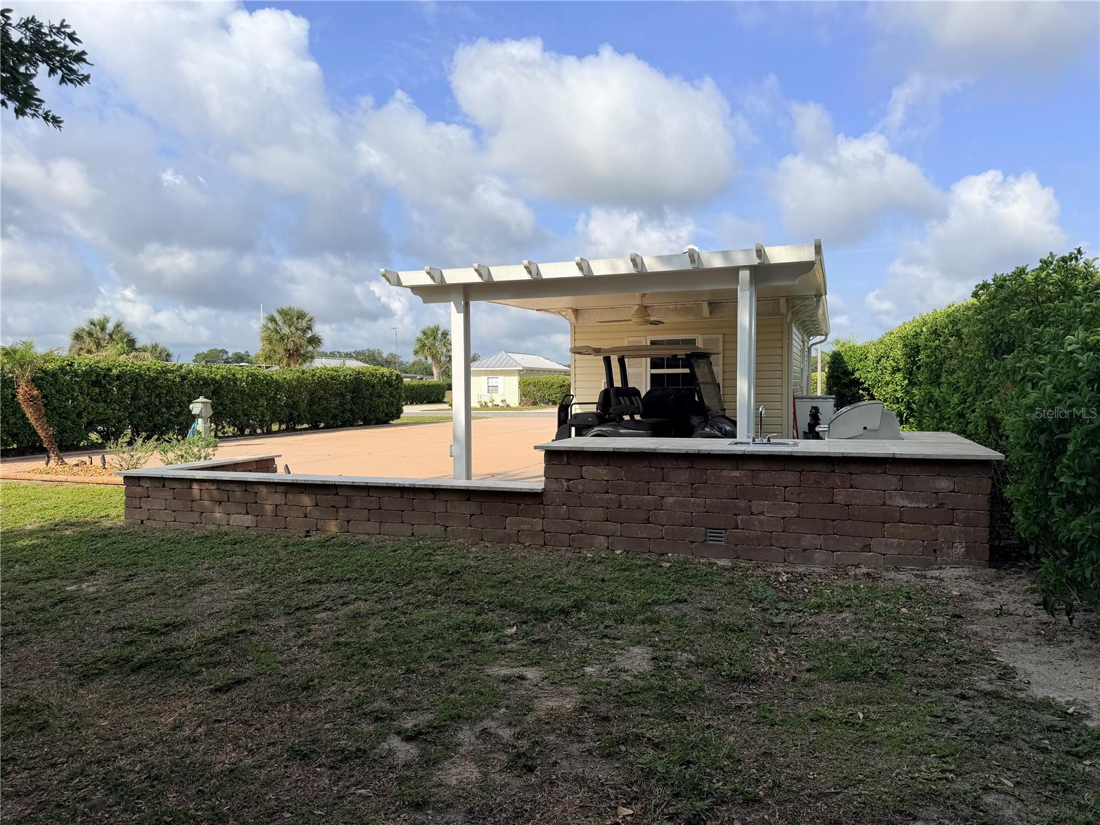 FLORIDA GRANDE MOTOR COACH RESIDENCE - Land