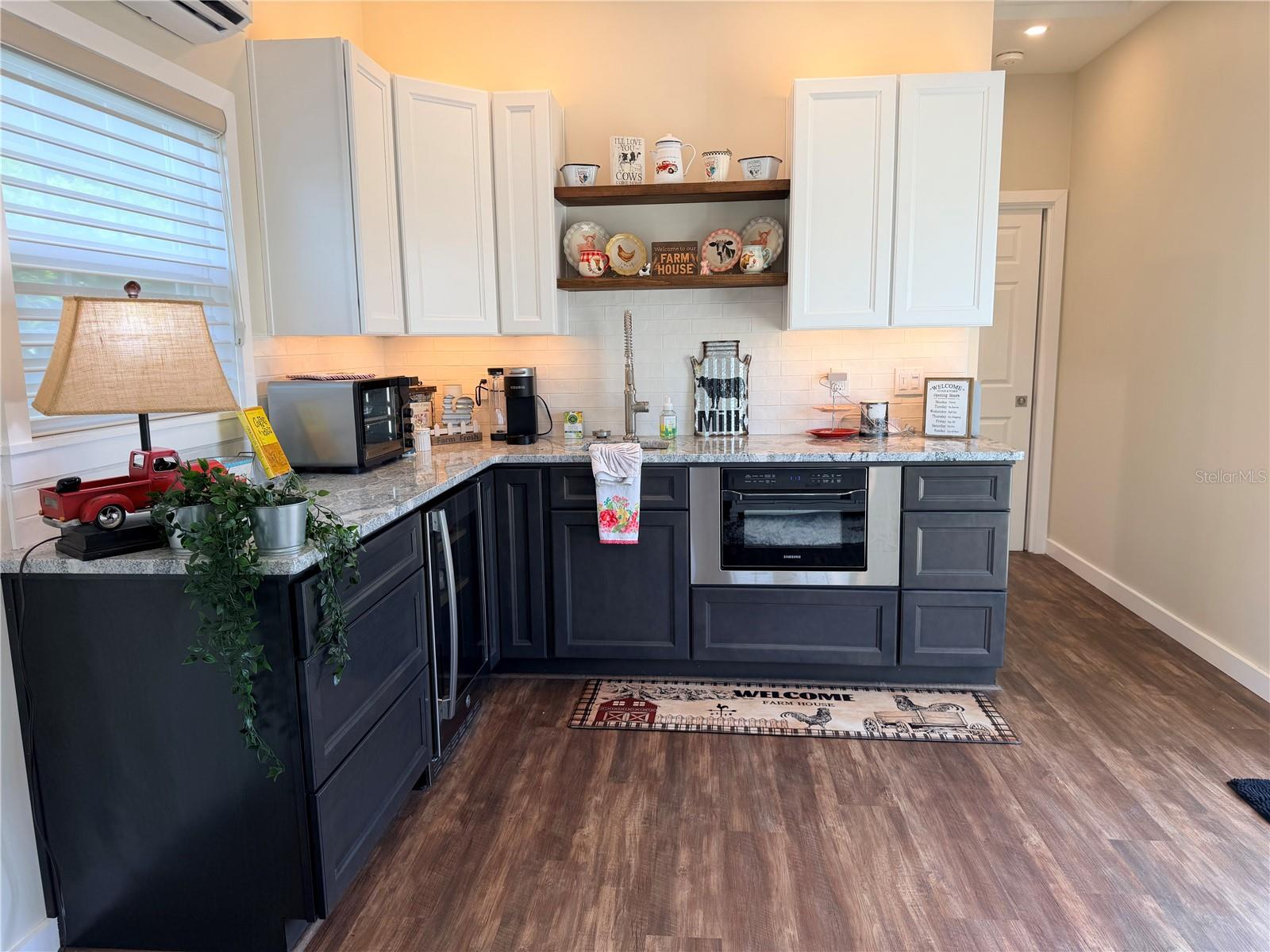 FLORIDA GRANDE MOTOR COACH RESIDENCE - Land