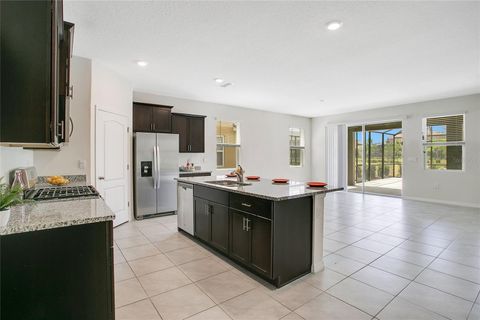 Single Family Residence in DAVENPORT FL 7642 OAKMOSS LOOP 1.jpg