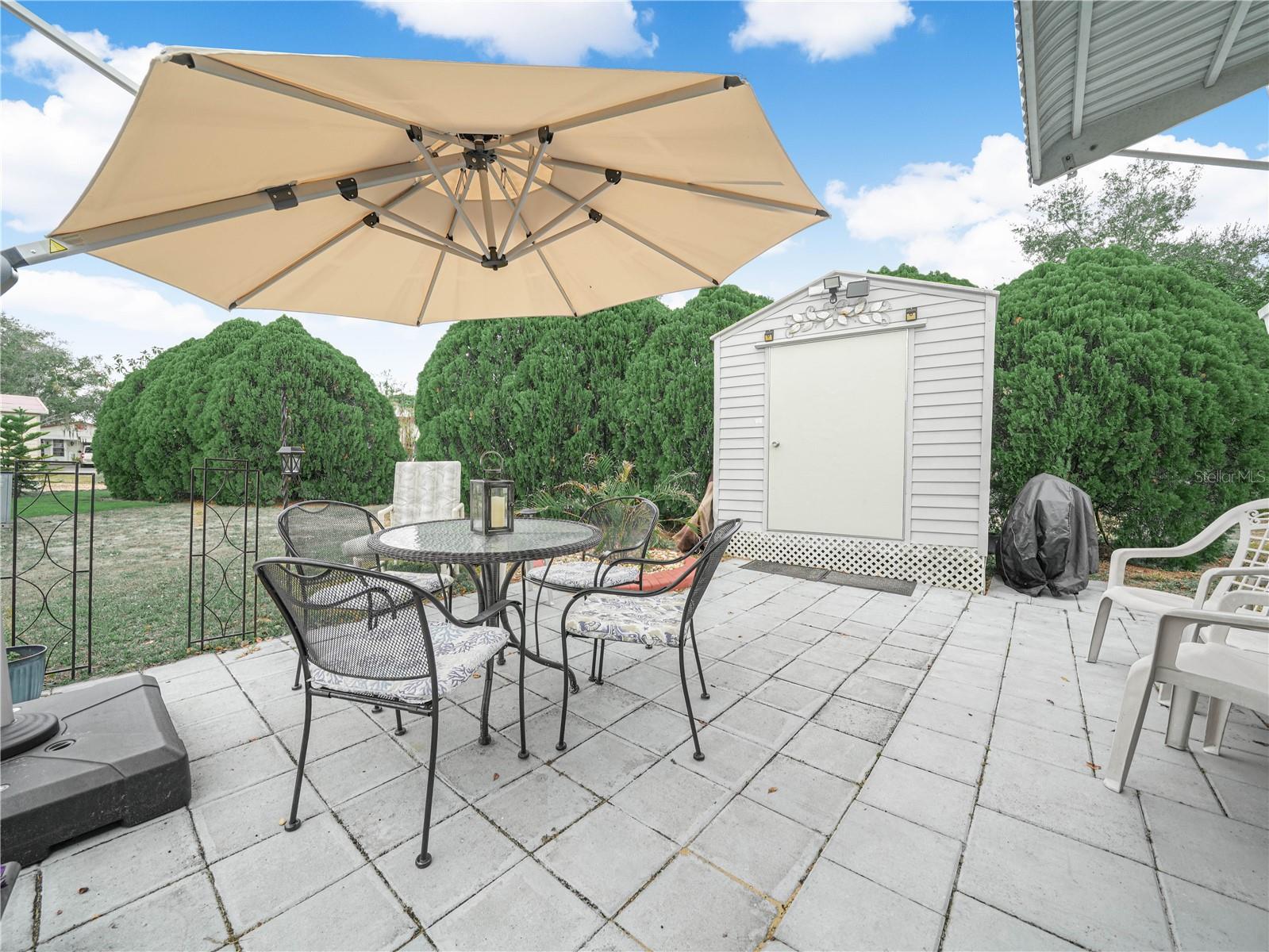 SADDLEBAG LAKE - Residential