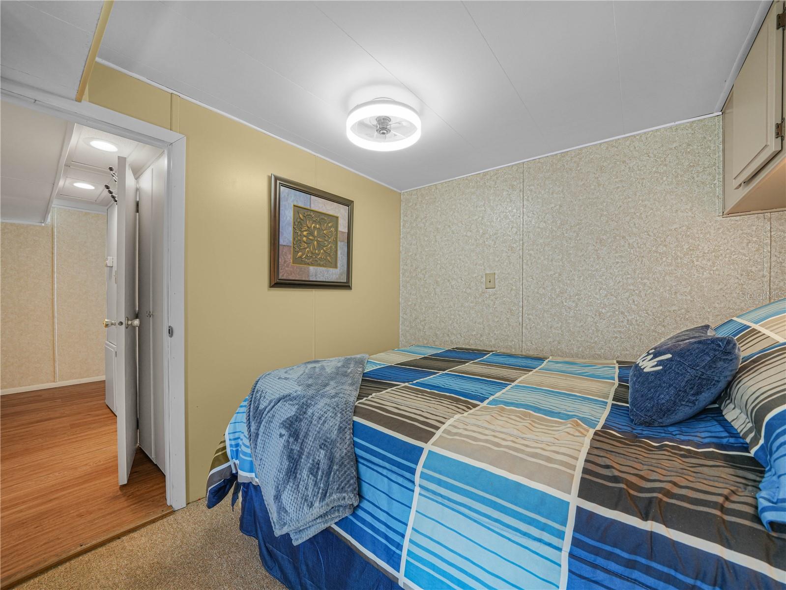 SADDLEBAG LAKE - Residential