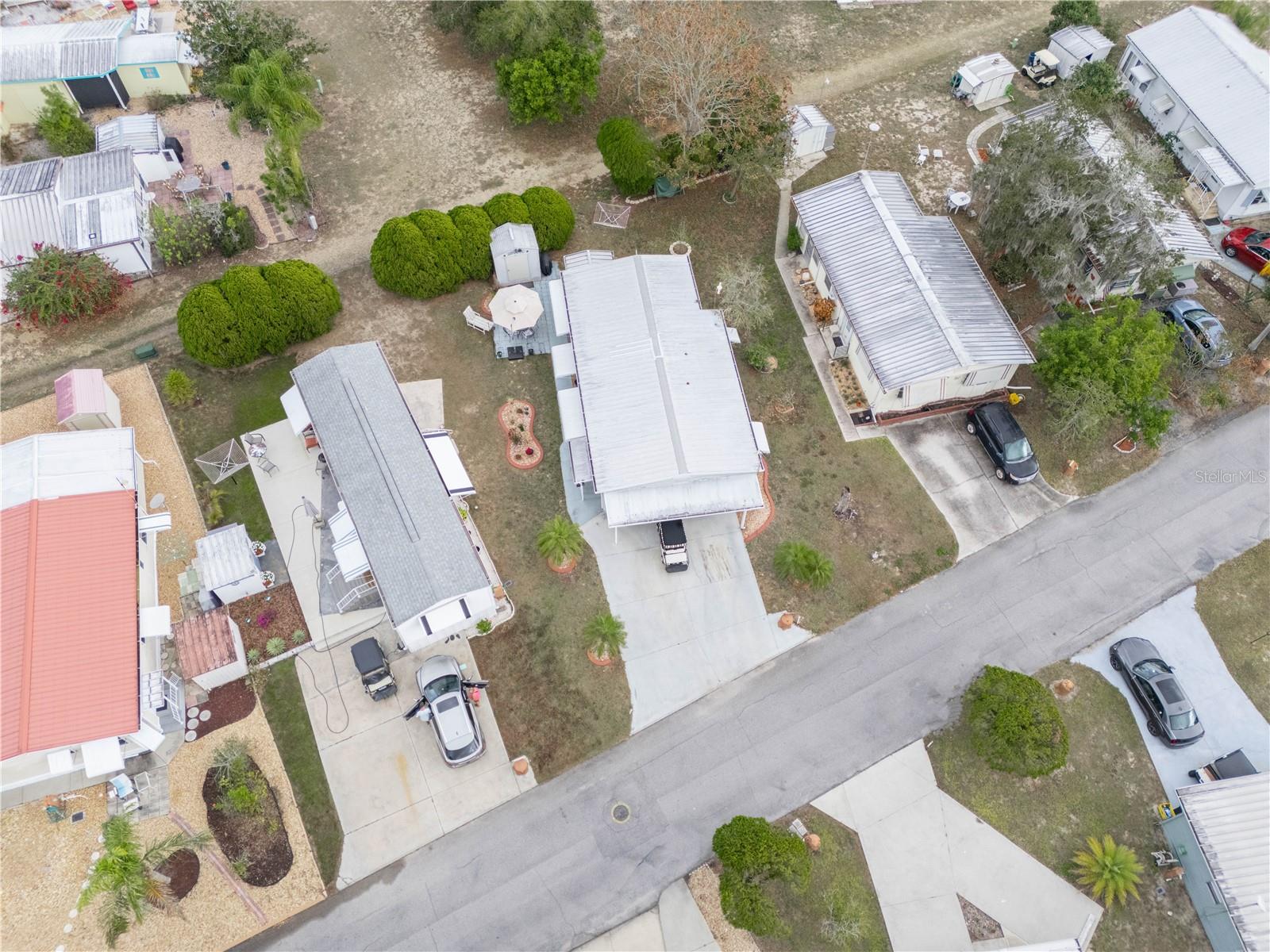 SADDLEBAG LAKE - Residential