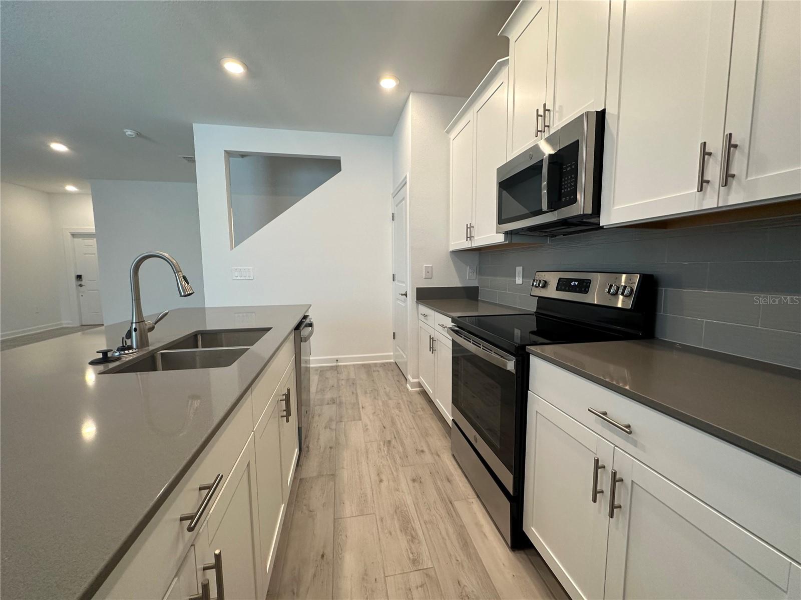 BRIDGEWALK PH 1A - Residential Lease