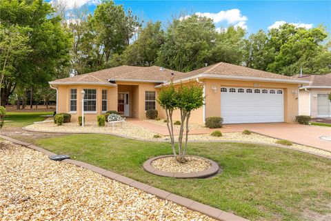 Photo of 8358 SW 79th Circle, Ocala, FL 34476 (MLS # OM723076)