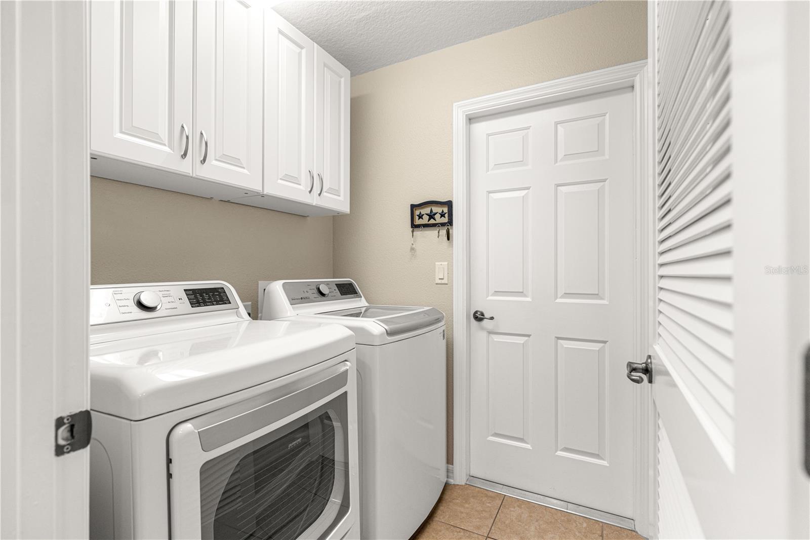 INDIGO EAST PH 01 UN A-A & B-B - Residential