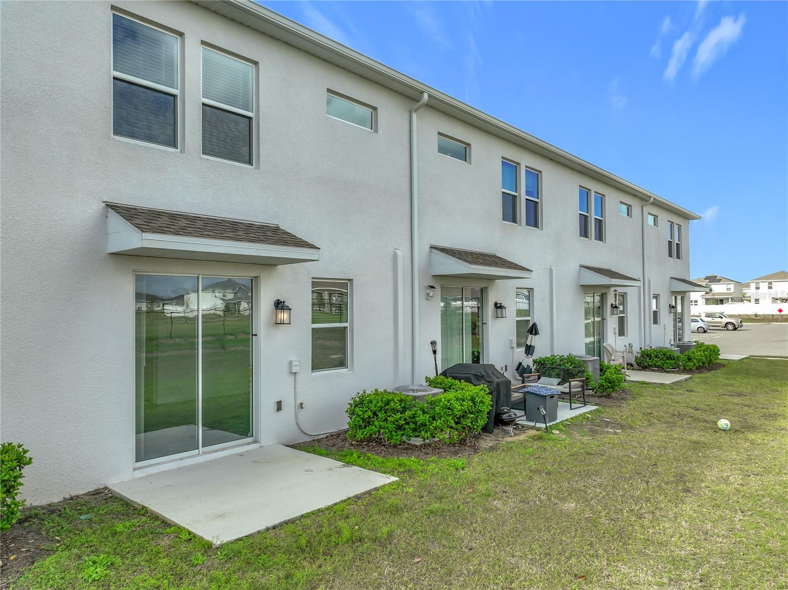 CHATEAU/ASTONIA - Residential