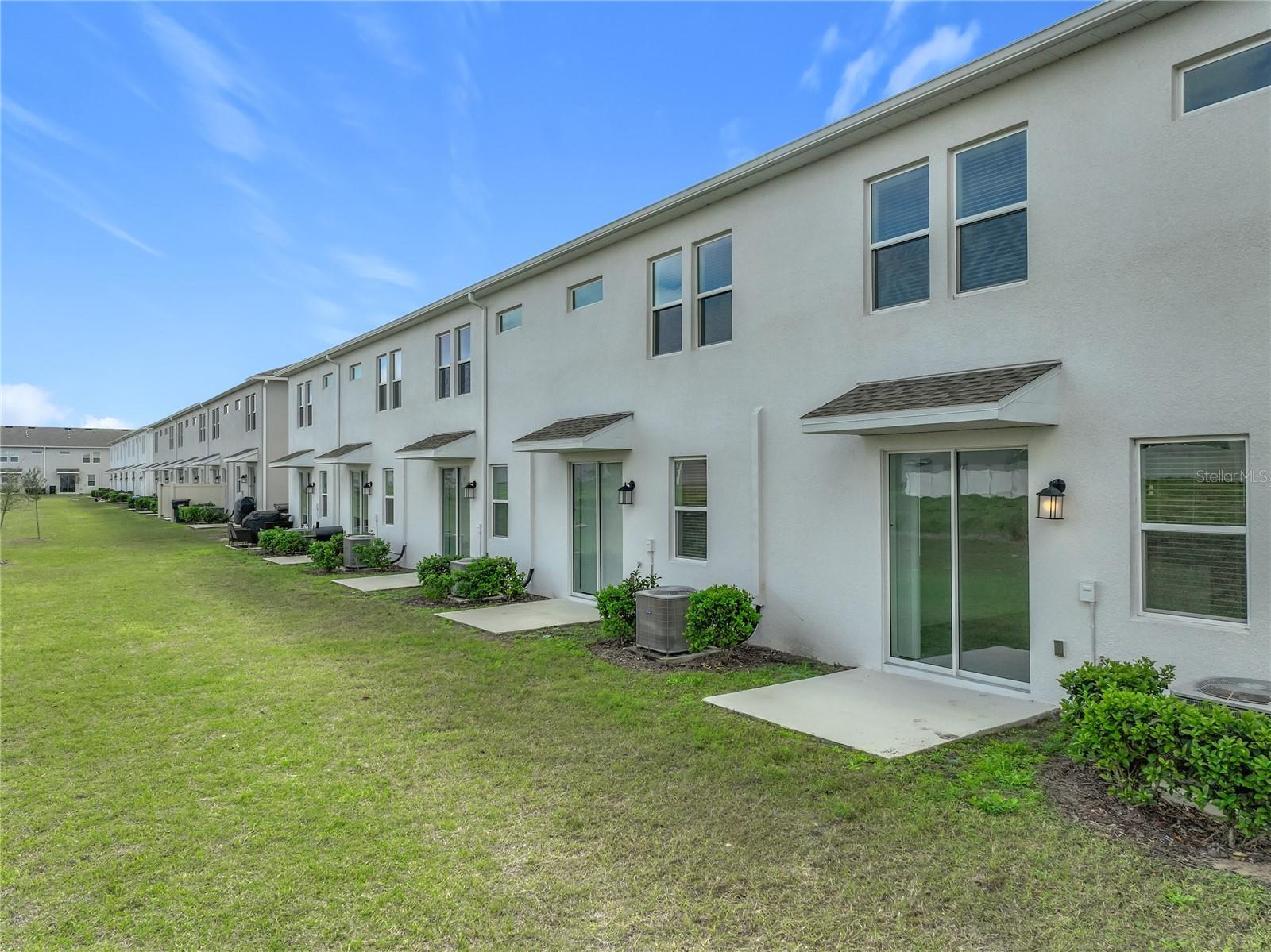 CHATEAU/ASTONIA - Residential