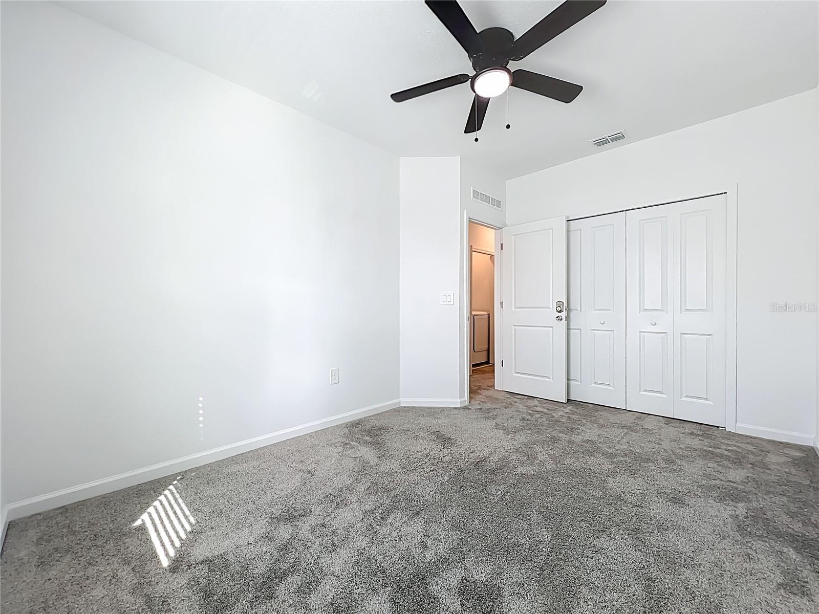 CHATEAU/ASTONIA - Residential