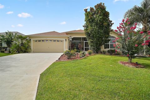 Photo of 611 Allenwood Loop, The Villages, FL 32162 (MLS # OM703789)
