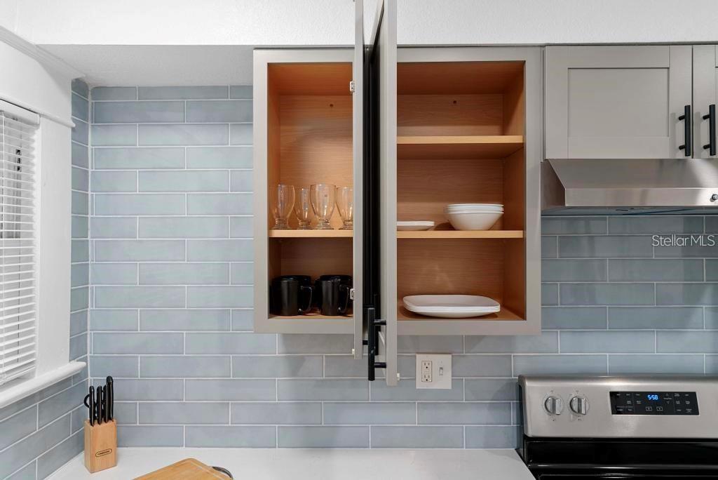 BEG 138 FT E OF SE COR BROADWAY & HARWOOD RUN E 62 - Residential Income