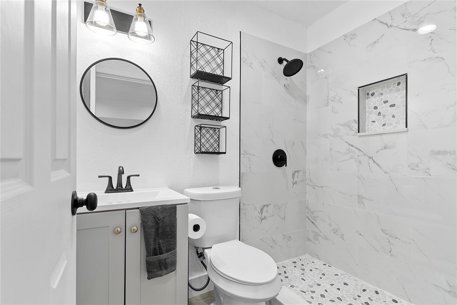 BEG 138 FT E OF SE COR BROADWAY & HARWOOD RUN E 62 - Residential Income