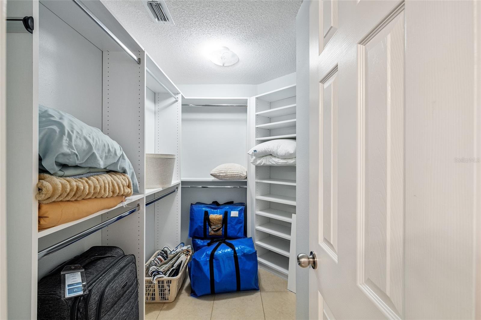 VILLAGES OF SUMTER VILLA SAN LEANDRO - Residential