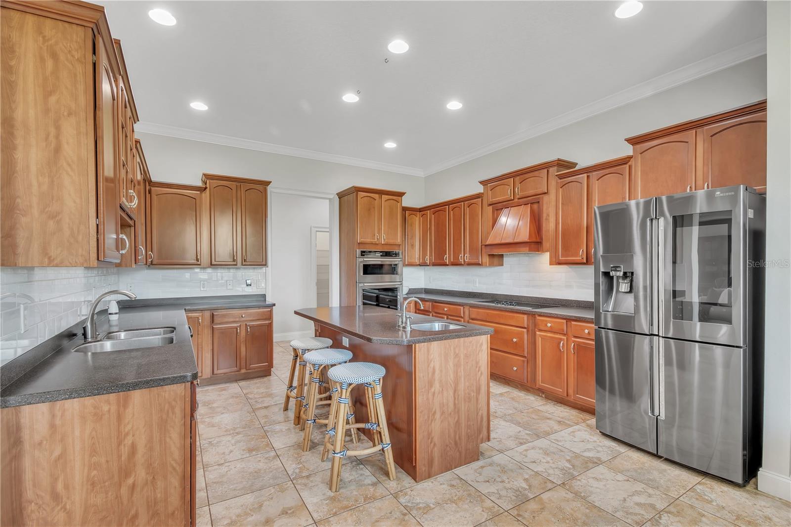 ESTATES AT PLEASANT HILL - Residential